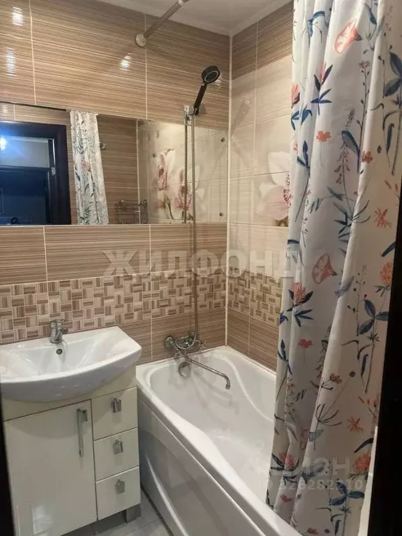 2-к кв. Алтайский край, Барнаул ул. Сухэ-Батора, 10 (43.2 м) - Фото 2