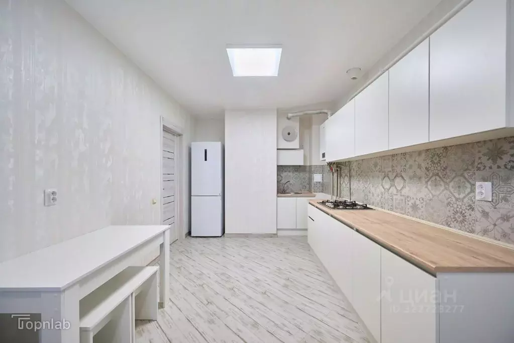 1-к кв. Адыгея, Тахтамукайский район, Старобжегокайское с/пос, Новая ... - Фото 1