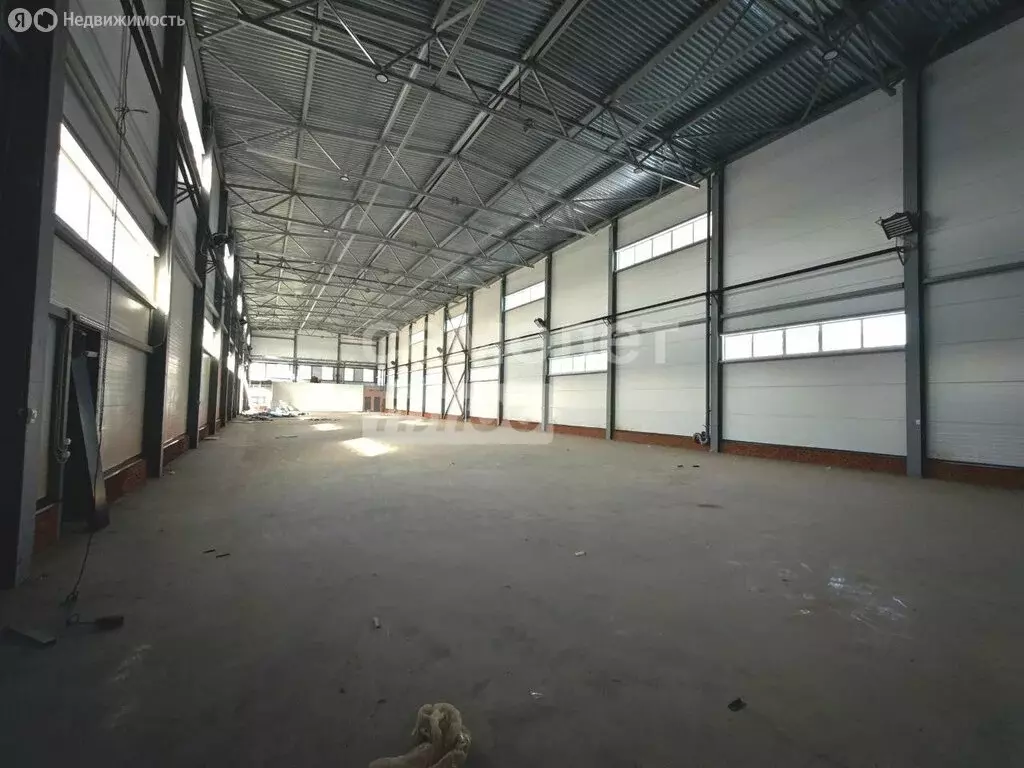 Помещение свободного назначения (1400 м) - Фото 1
