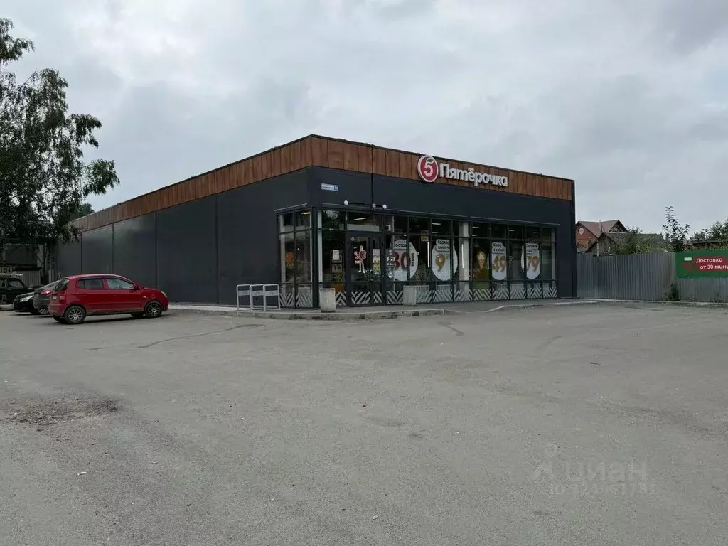 Торговая площадь в Свердловская область, Дегтярск Пролетарская ул., 71 ... - Фото 1