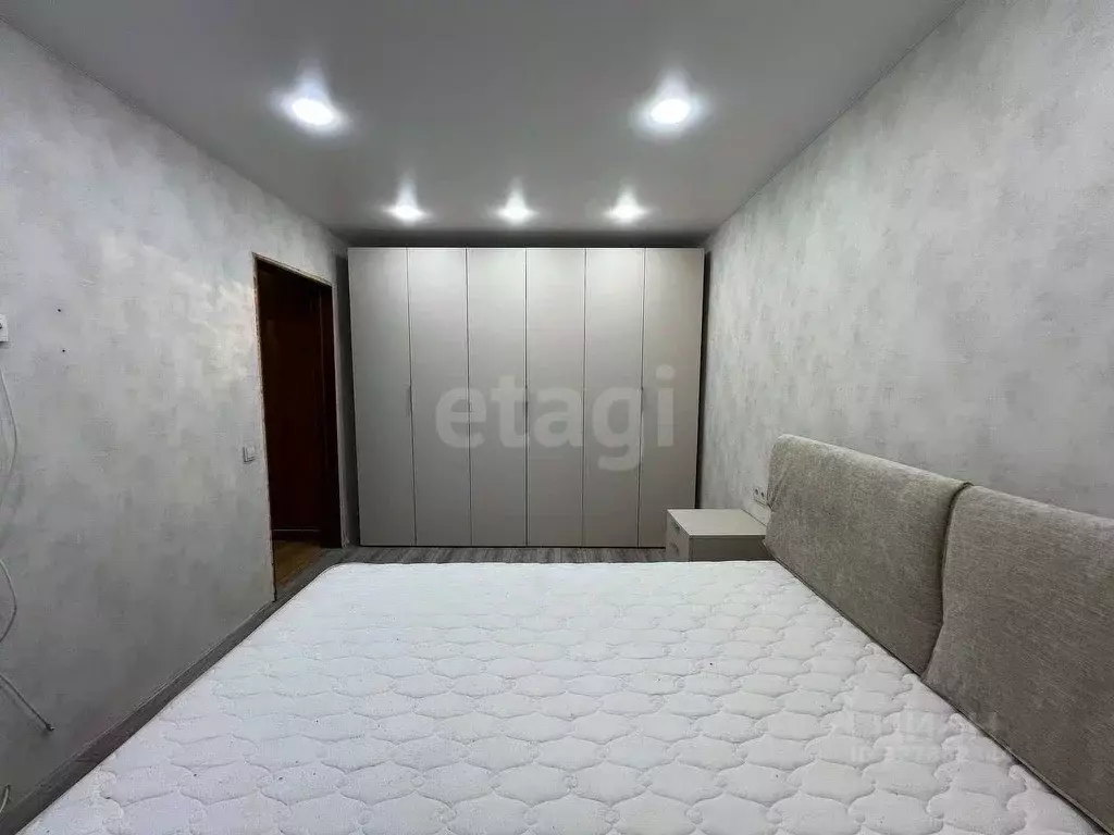 2-к кв. Ямало-Ненецкий АО, Новый Уренгой Советский мкр, 4/5 (55.2 м) - Фото 1