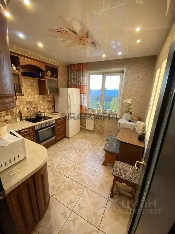 3-к кв. Красноярский край, Красноярск ул. Кутузова, 87а (65.0 м) - Фото 1