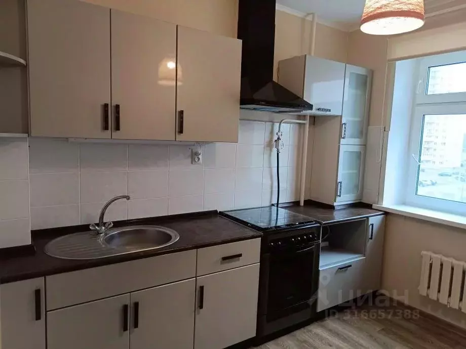 3-к кв. Пермский край, Березники ул. Ивана Дощеникова, 22 (58.9 м) - Фото 0