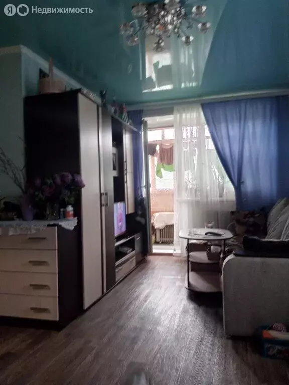 1-комнатная квартира: Губкин, улица Мира, 24 (30 м) - Фото 0