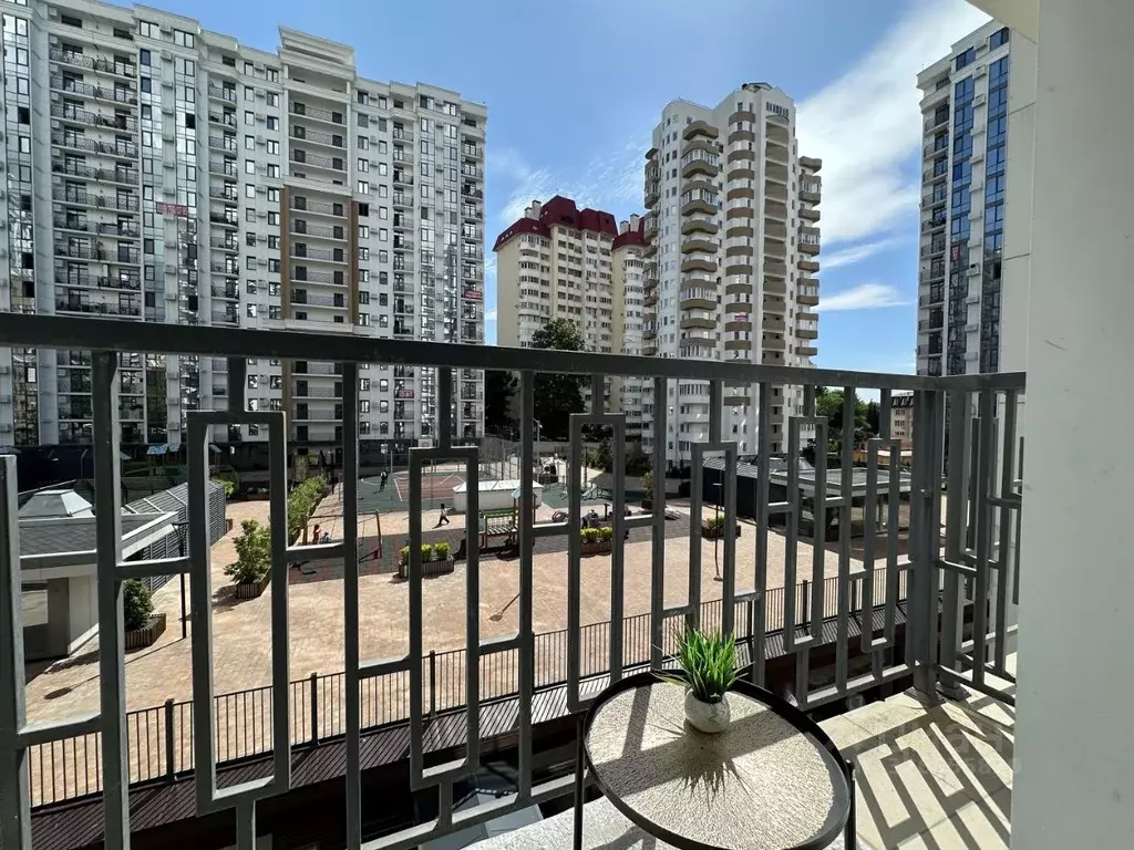 2-к кв. Краснодарский край, Сочи Завокзальный мкр, пер. Трунова, 6к7 ... - Фото 1