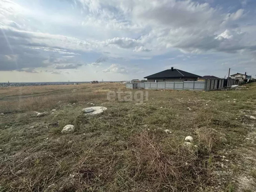 Участок в Крым, Симферопольский район, с. Трудовое ул. Нижняя (8.1 ... - Фото 1