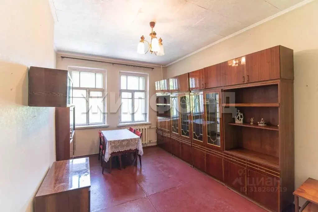 3-к кв. Алтайский край, Барнаул ул. Сизова, 43 (70.4 м) - Фото 1