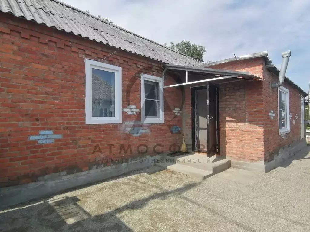 Дом в Краснодарский край, Апшеронск ул. Энгельса (58 м) - Фото 1