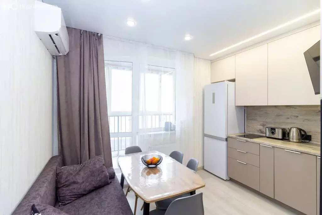 2-комнатная квартира: Тюмень, Ставропольская улица, 97к4 (52.5 м) - Фото 1