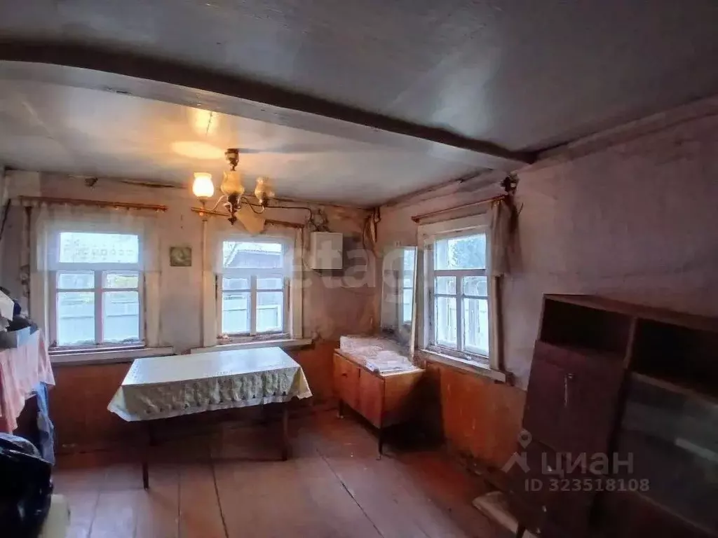 Дом в Ленинградская область, Волховский район, Колчановское с/пос, с. ... - Фото 1