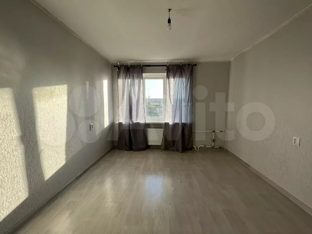Комната 16,3 м в 8-к., 9/9 эт. - Фото 0
