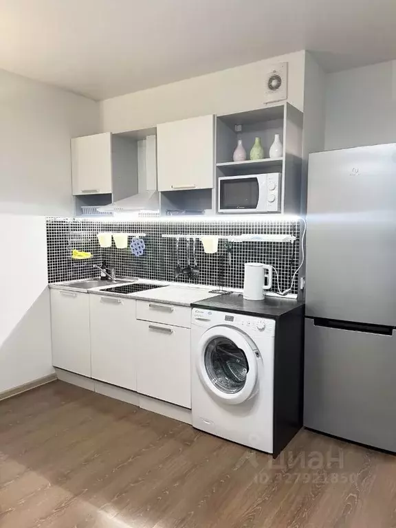 Студия Санкт-Петербург бул. Головнина, 12к1 (26.5 м) - Фото 2