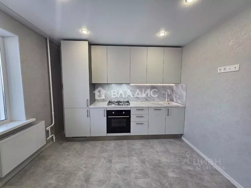 1-к кв. Брянская область, Брянск ул. А.К. Толстого, 3Б (36.6 м) - Фото 1