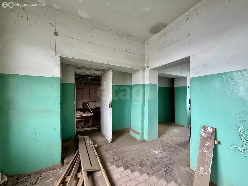Помещение свободного назначения (1600 м) - Фото 0