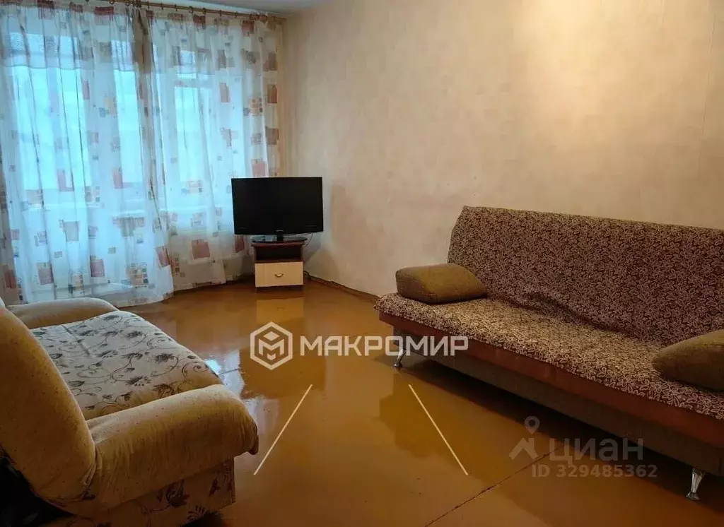 3-к кв. Челябинская область, Челябинск ул. Кирова, 17А (65.0 м) - Фото 2