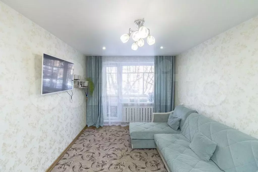 2-к. квартира, 53 м, 1/9 эт. - Фото 1