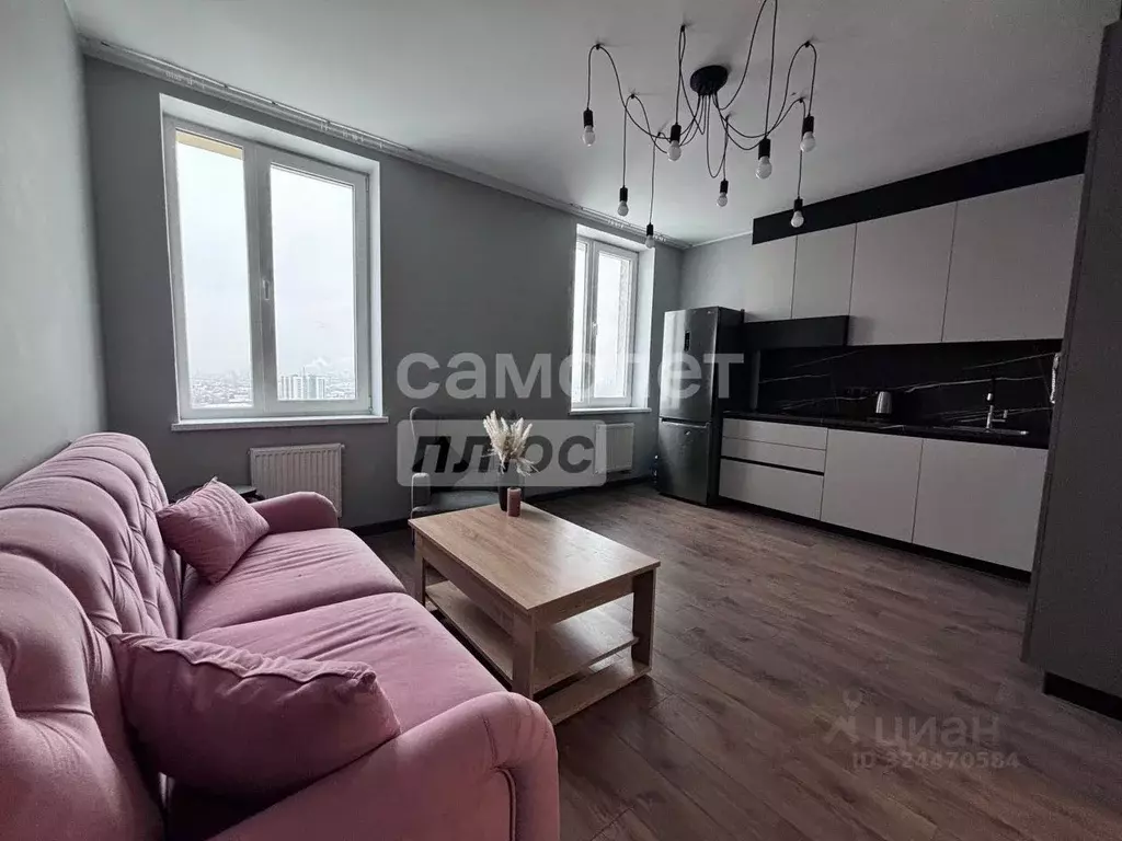 3-к кв. Свердловская область, Екатеринбург ул. Блюхера, 97 (96.0 м) - Фото 2