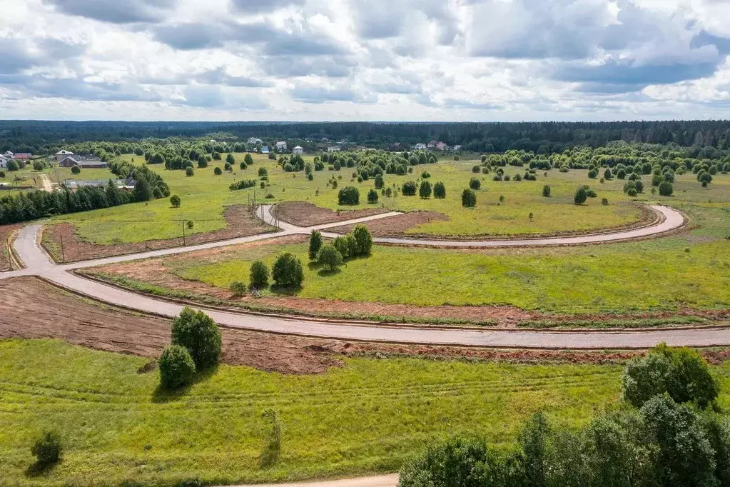 Участок в Ленинградская область, Гатчинский район, Дружногорское ... - Фото 0