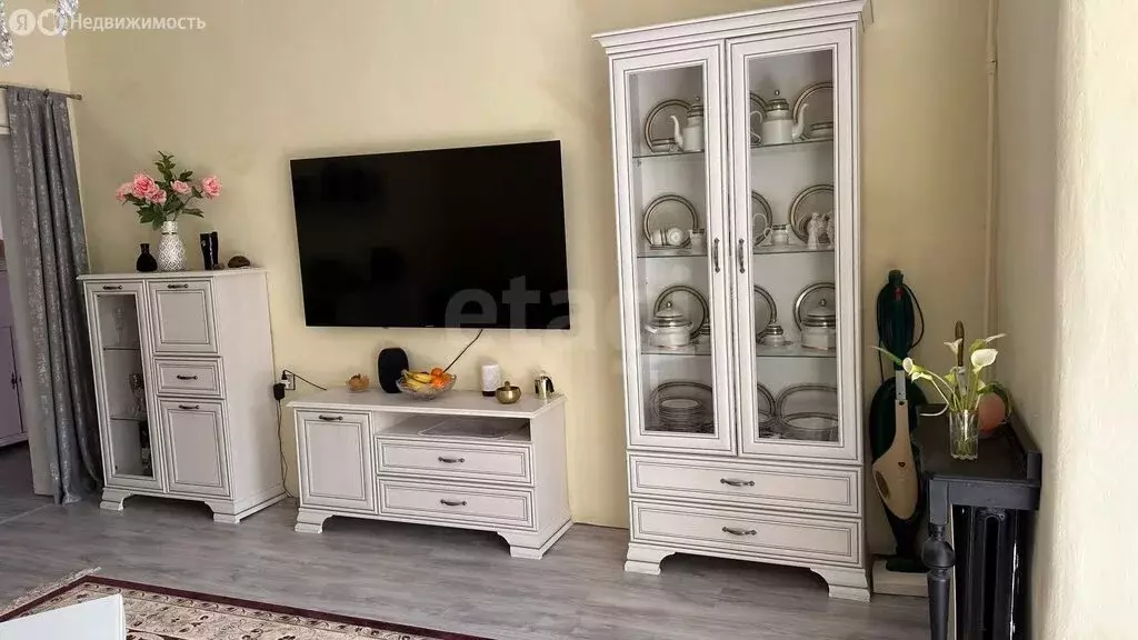 3-комнатная квартира: Калининград, улица Носова, 24 (75.7 м) - Фото 1