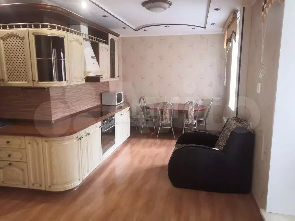 3-к. квартира, 102 м, 4/9 эт. - Фото 0