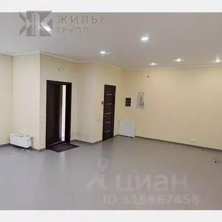 Помещение свободного назначения в Татарстан, Казань ул. Азата ... - Фото 1