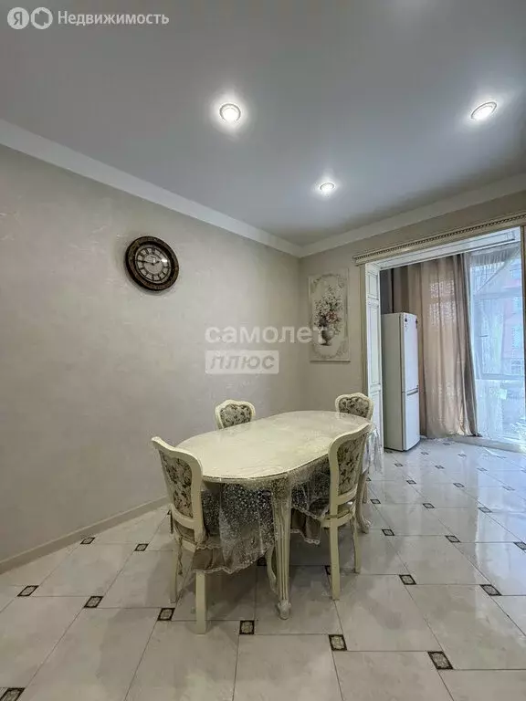 2-комнатная квартира: Нальчик, улица Чернышевского, 201В (73 м) - Фото 1