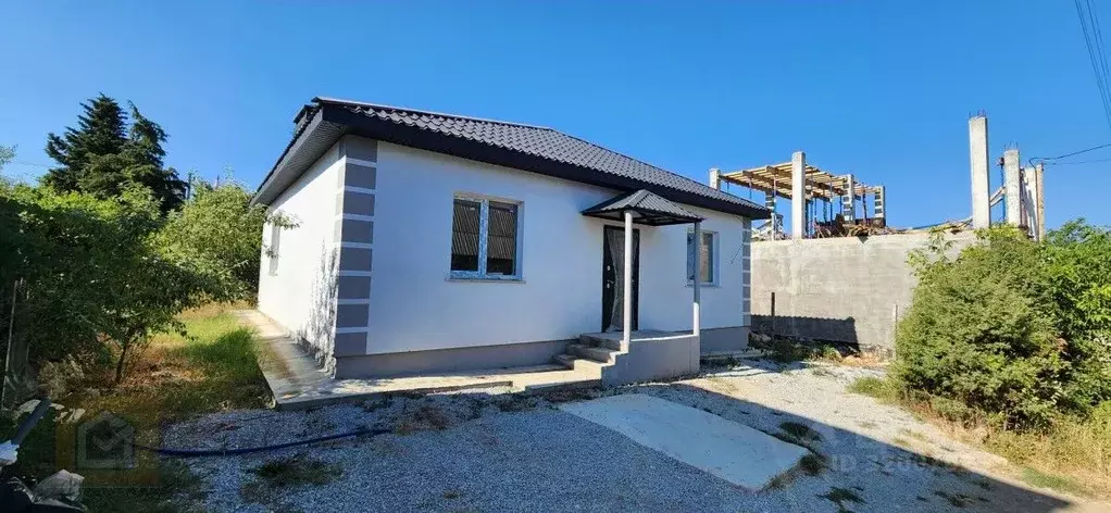 Дом в Севастополь ул. Ленина (80 м) - Фото 1