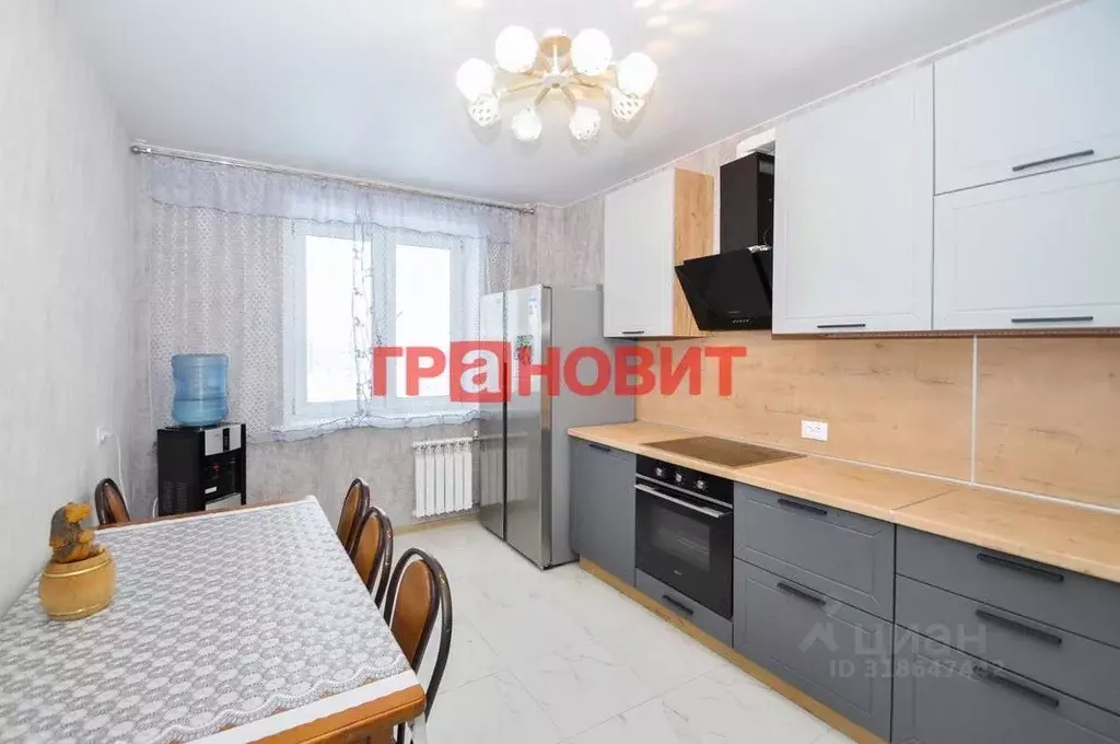 3-к кв. Новосибирская область, Новосибирск ул. Николая Сотникова, 11 ... - Фото 1