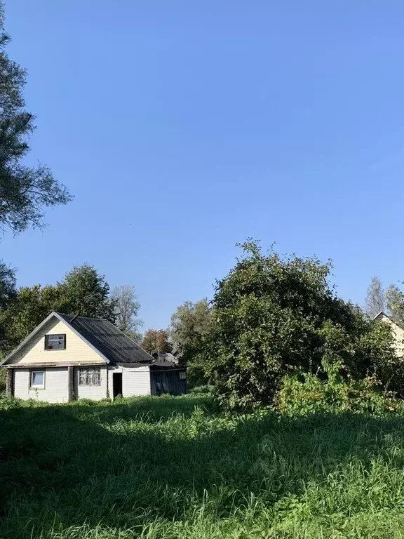 Дом в Новгородская область, Новгородский район, Савинское с/пос, д. ... - Фото 0