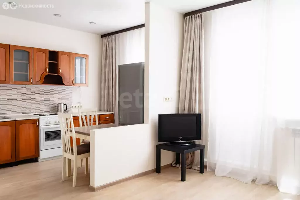 Квартира-студия: Иркутск, улица Багратиона, 8/2 (35.3 м) - Фото 2