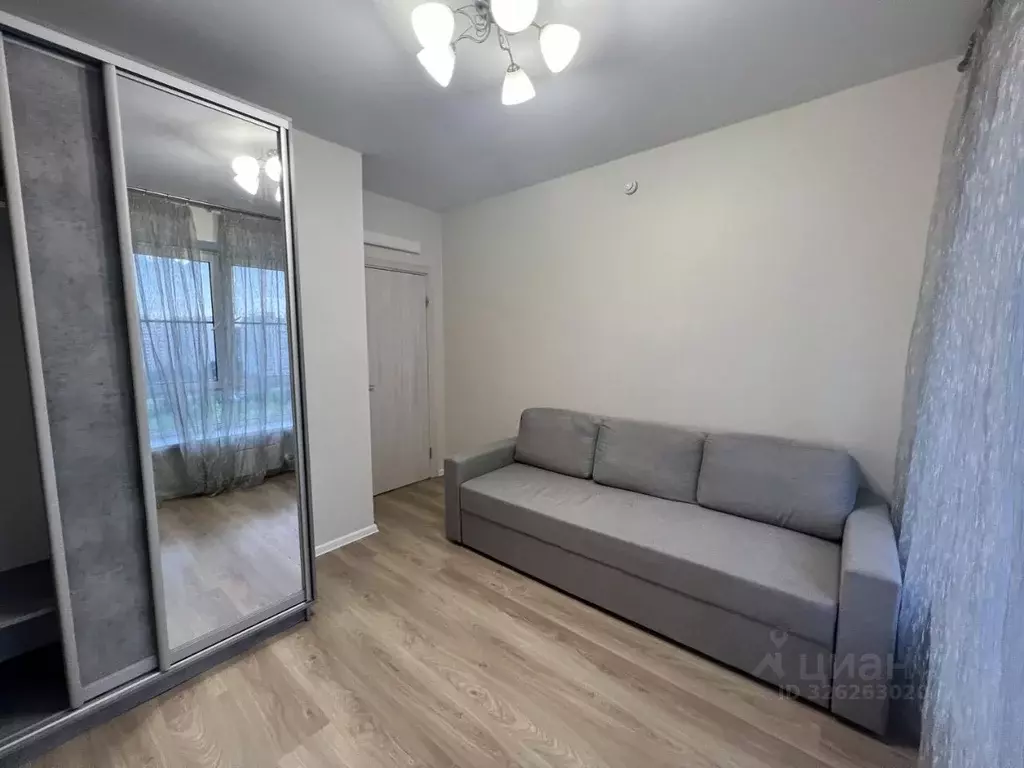 4-к кв. Московская область, Люберцы ул. Летчика Ларюшина, 14 (80.0 м) - Фото 1