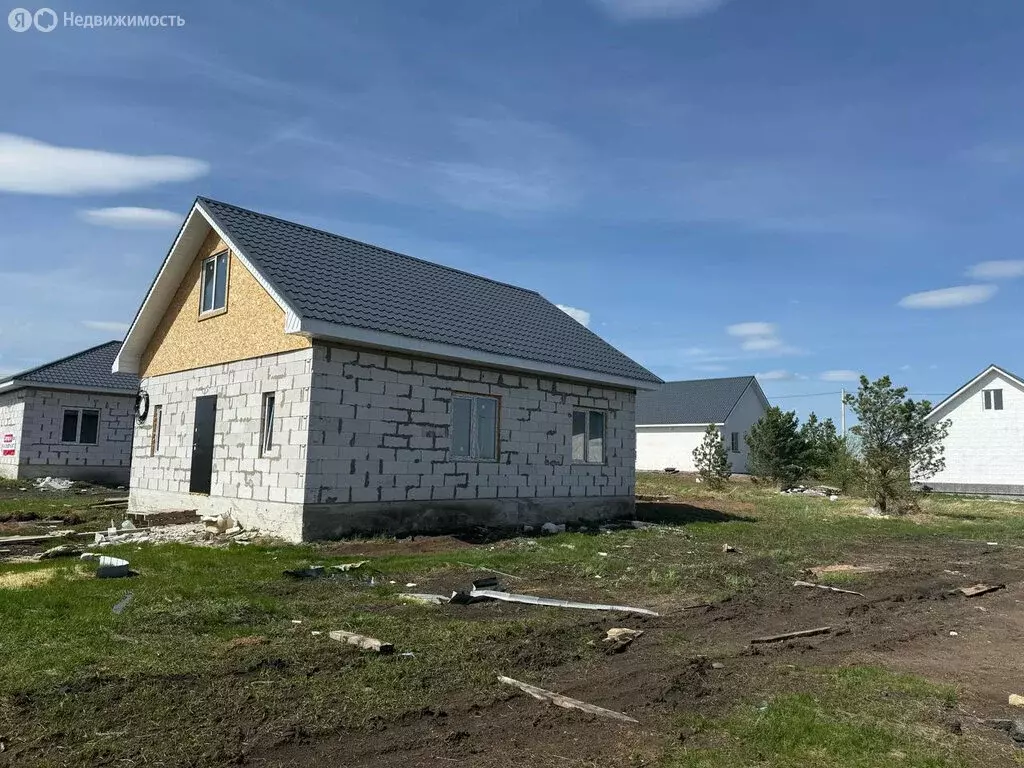 Дом в Красноармейский округ, деревня Круглое, Юбилейная улица (127.8 ... - Фото 0