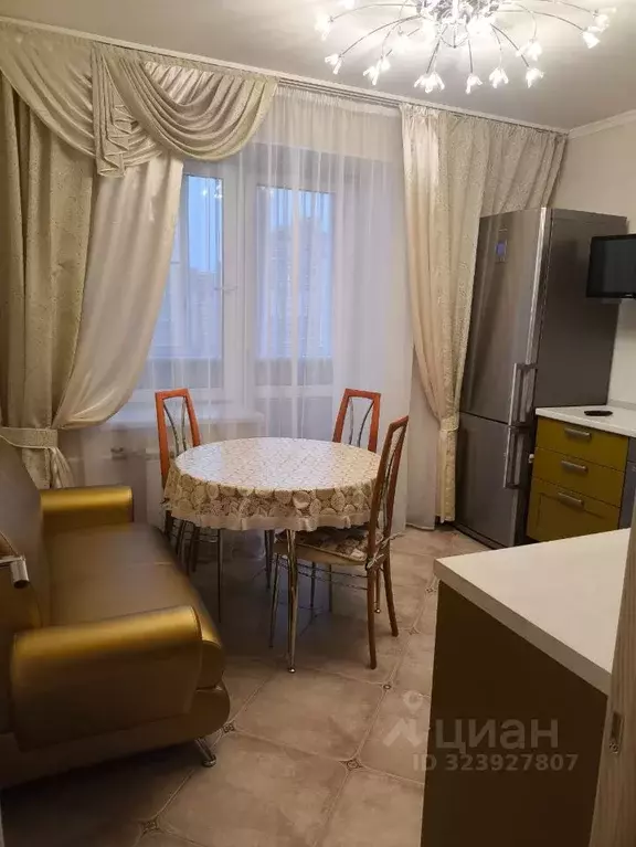 1-к кв. Москва, Москва, Московский г. 3-й мкр, 6 (43.0 м) - Фото 1