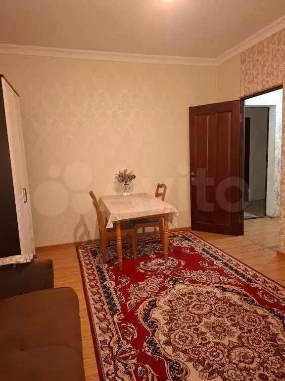 1-к. квартира, 50 м, 2/5 эт. - Фото 0