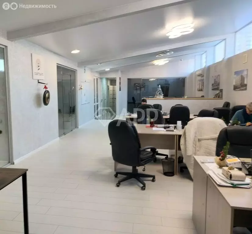 Помещение свободного назначения (203 м) - Фото 1