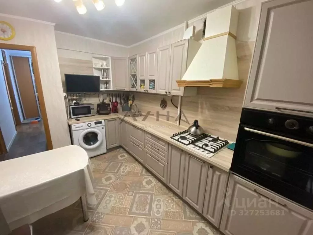 3-к кв. Татарстан, Набережные Челны 25-й комплекс, 6 (64.6 м) - Фото 1