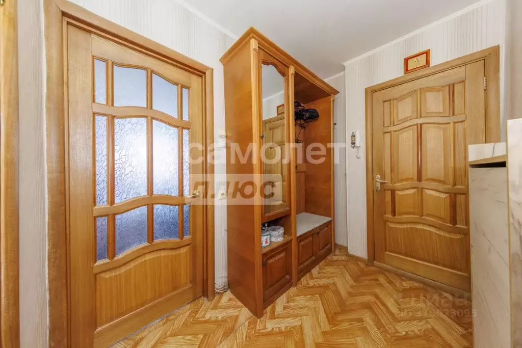3-к кв. Брянская область, Брянск ул. Чкалова, 35 (63.3 м) - Фото 1