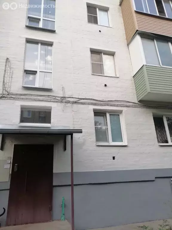 3-комнатная квартира: Алексин, улица Героев Алексинцев, 17 (54.9 м) - Фото 1