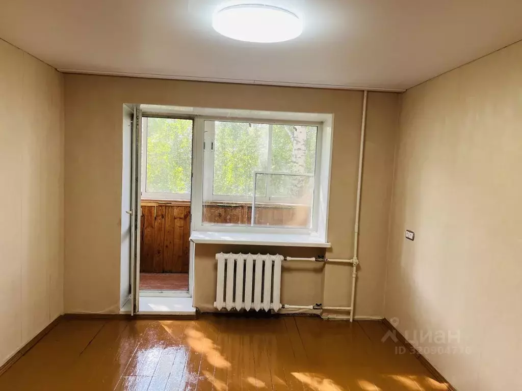 Комната Свердловская область, Екатеринбург ул. Вали Котика, 9 (14.1 м) - Фото 0