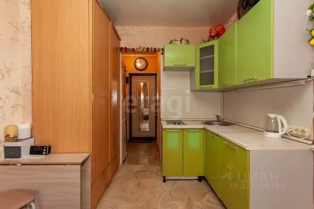 Студия Ханты-Мансийский АО, Сургут Ленинградская ул., 3 (17.9 м) - Фото 2