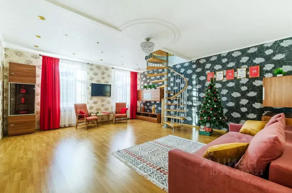 3-к кв. Псковская область, Псков Советская наб., 5 (124.0 м) - Фото 2