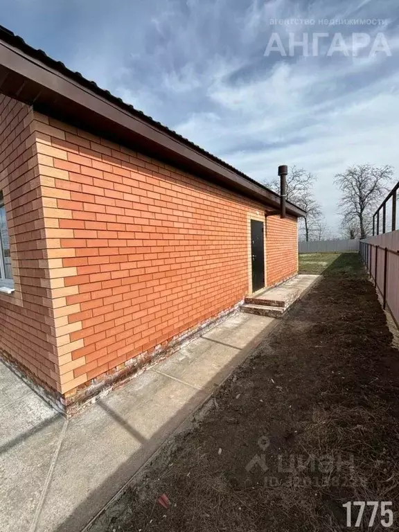 Дом в Краснодарский край, Ейское городское поселение, пос. ... - Фото 1