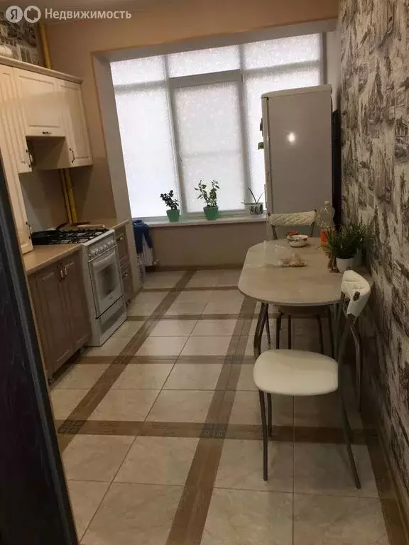 2-комнатная квартира: Таганрог, улица Галицкого, 59А (57 м) - Фото 0