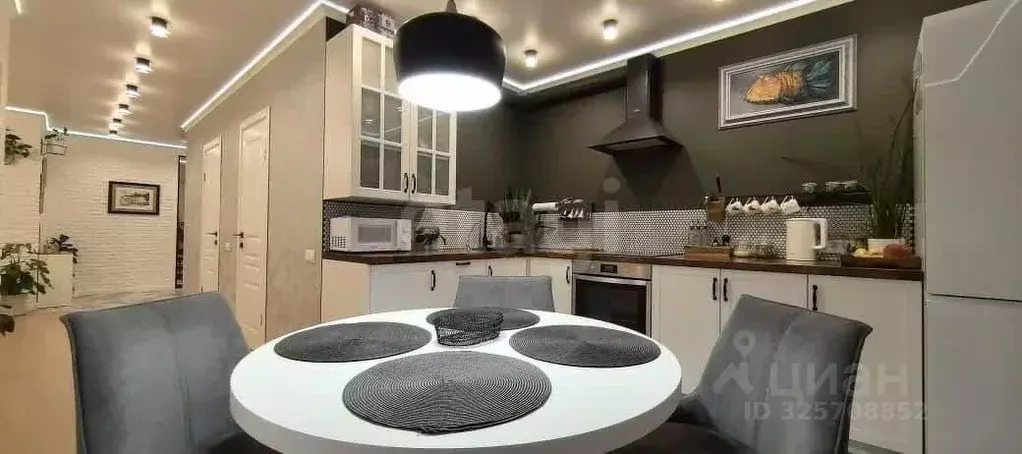 2-к кв. Саратовская область, Энгельс Студенческая ул., 183Е (61.2 м) - Фото 2