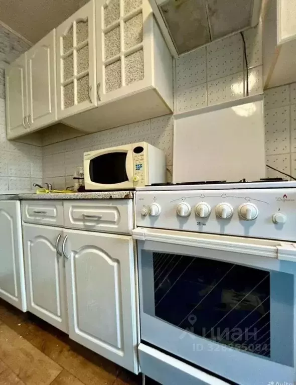 2-к кв. Вологодская область, Череповец просп. Победы, 29 (44.0 м) - Фото 2