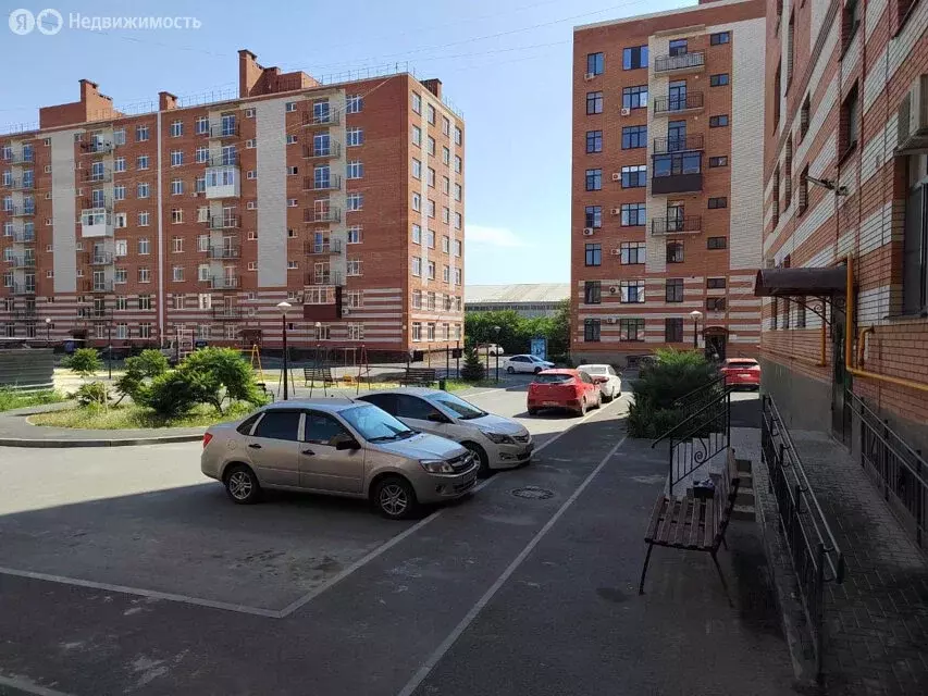 1-комнатная квартира: Таганрог, улица Морозова, 20Б (42 м) - Фото 1