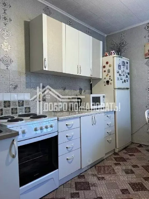 4-к кв. Хакасия, Абакан ул. Торосова, 17 (79.95 м) - Фото 1