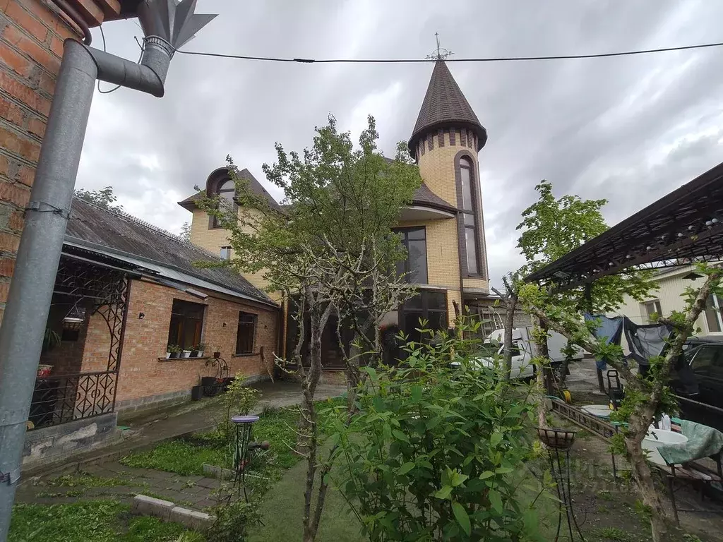 Дом в Ставропольский край, Ессентуки пл. Возрождения (200 м) - Фото 1