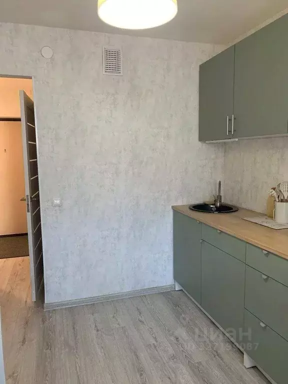 1-к кв. Свердловская область, Екатеринбург ул. Спутников, 16/3 (35.7 ... - Фото 2