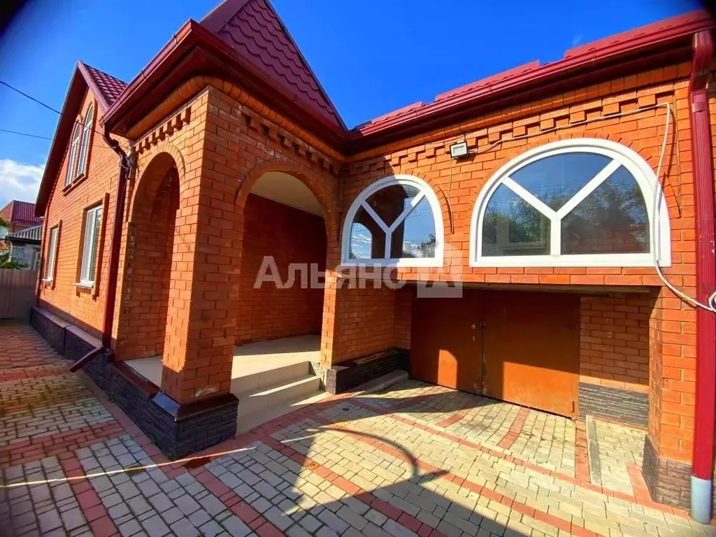 Дом в Краснодарский край, Курганинск ул. Степана Разина (130 м) - Фото 2